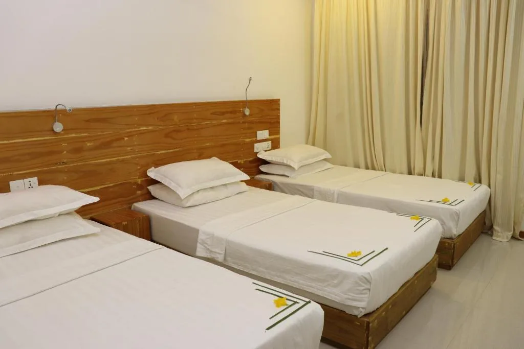 Alaika Maafushi: another view