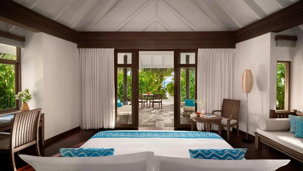 Anantara Dhigu Maldives Resort: another view