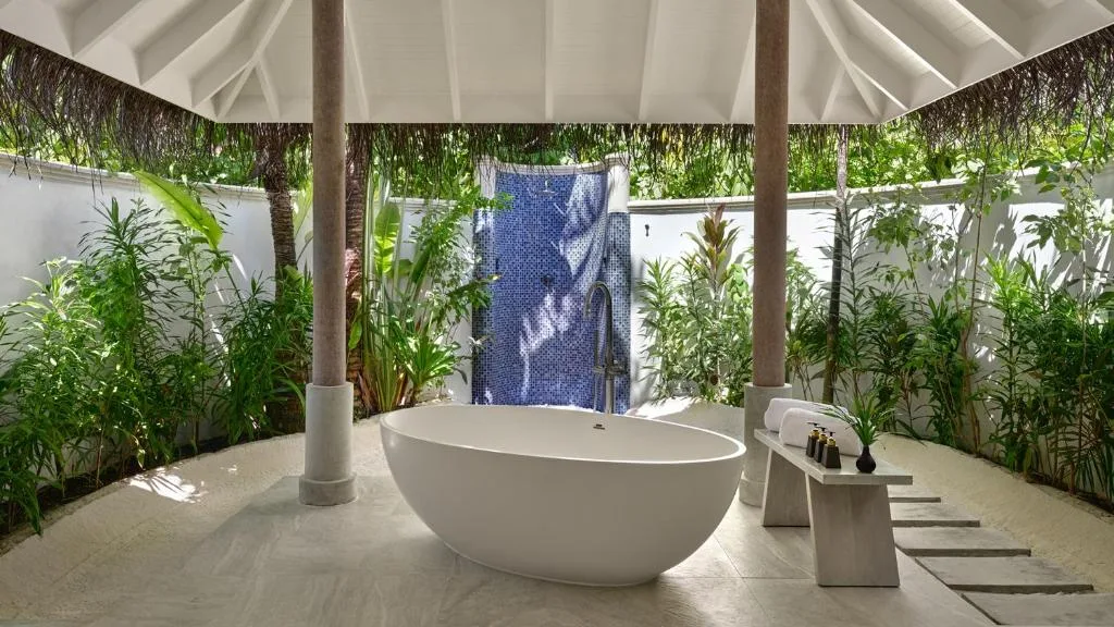 Anantara Dhigu Maldives Resort: another view
