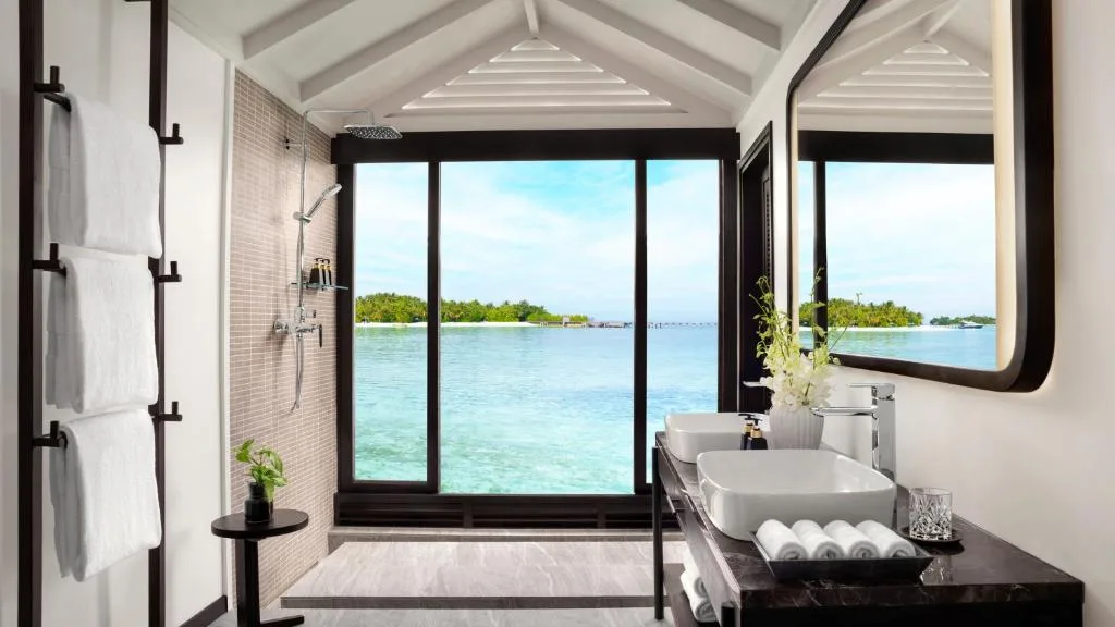 Anantara Veli Maldives Resort: another view