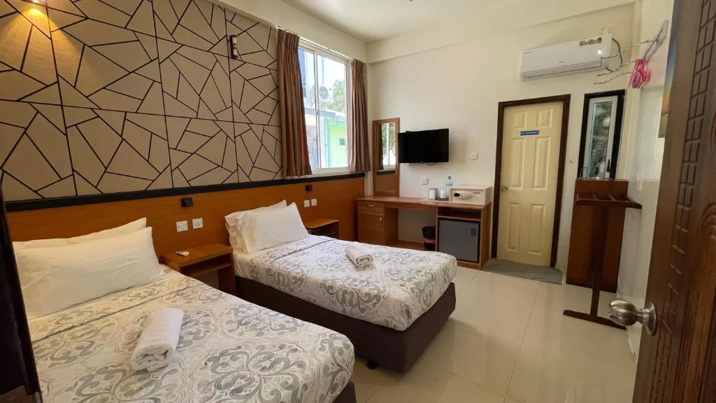 Aria Holiday Maldives: another view
