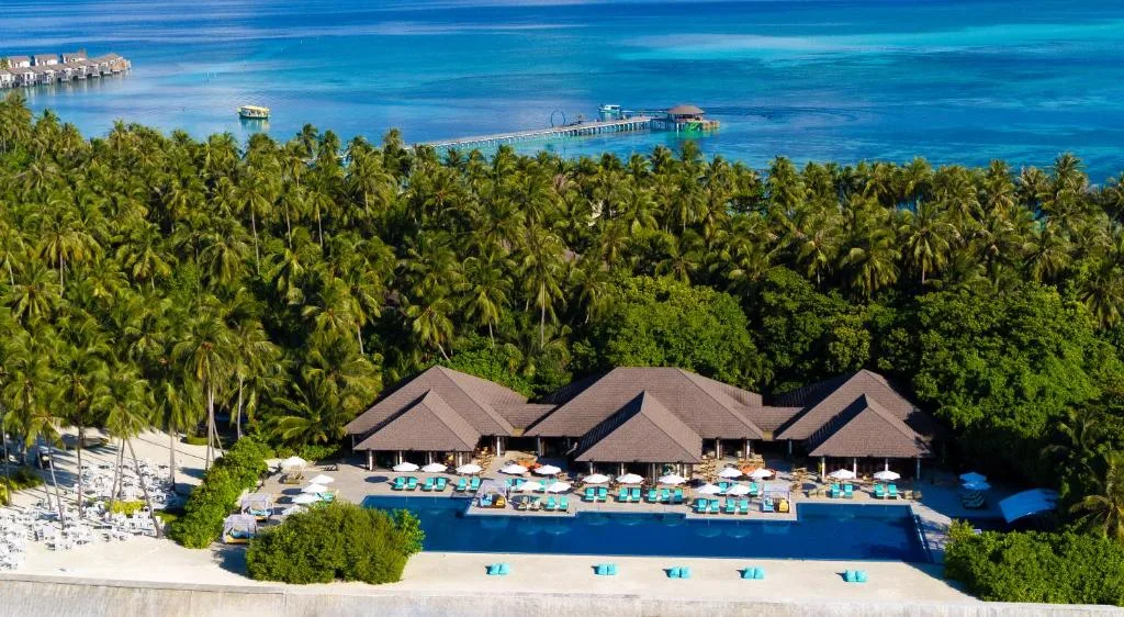 Atmosphere Kanifushi: another view