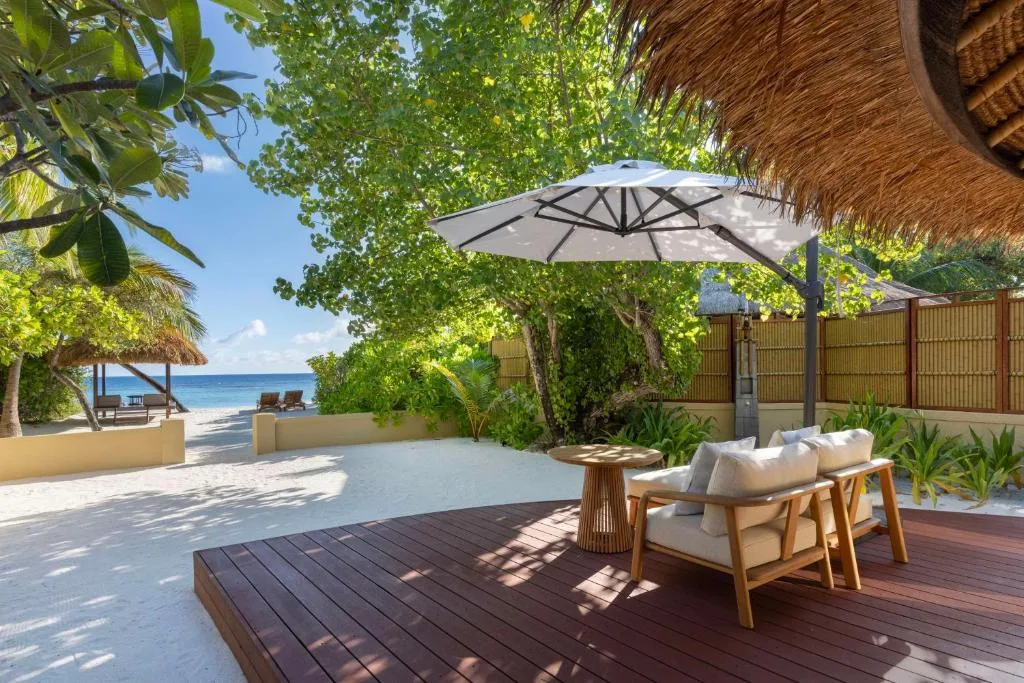 Banyan Tree Vabbinfaru: another view