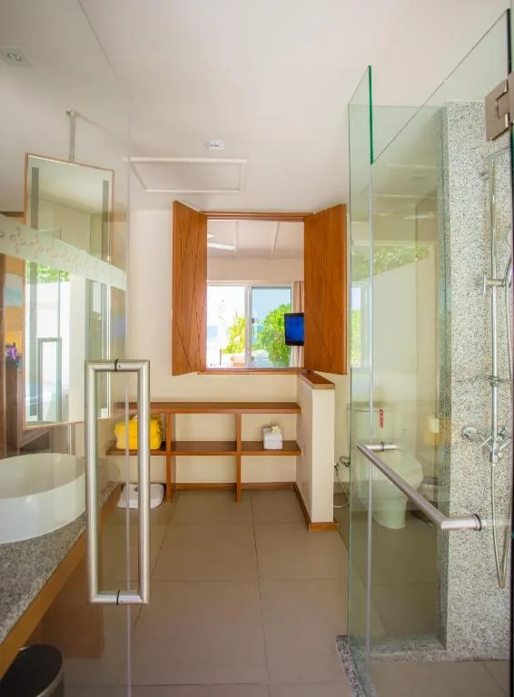 Centara Ras Fushi Resort & Spa Maldives: another view