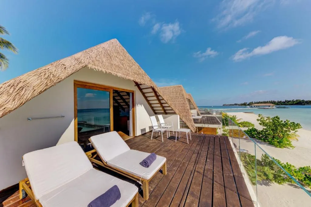 Cinnamon Velifushi Maldives: another view