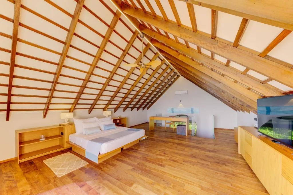 Cinnamon Velifushi Maldives: another view
