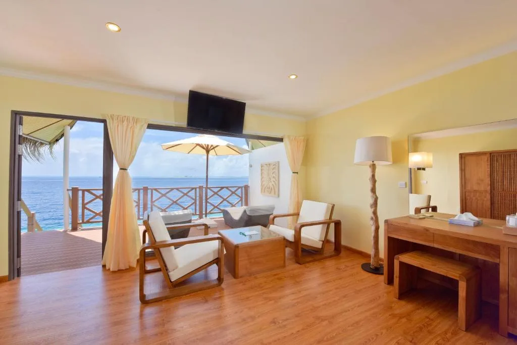 Dreamland Maldives Resort: another view