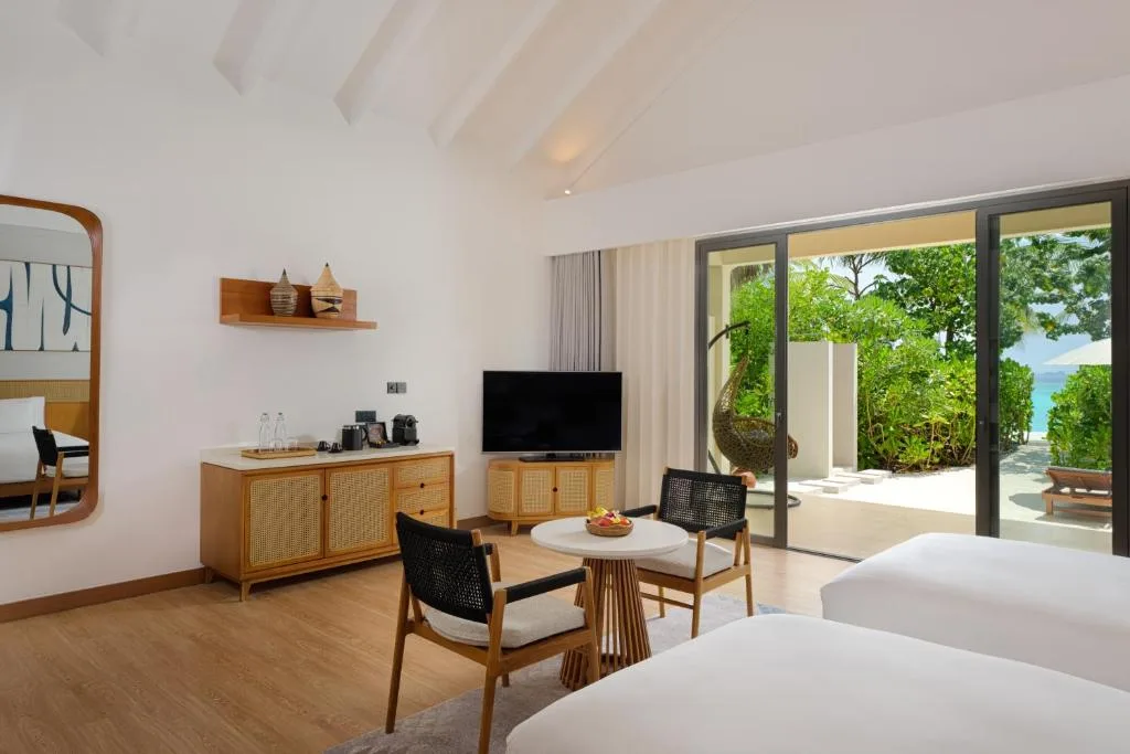 dusitD2 Feydhoo Maldives: another view