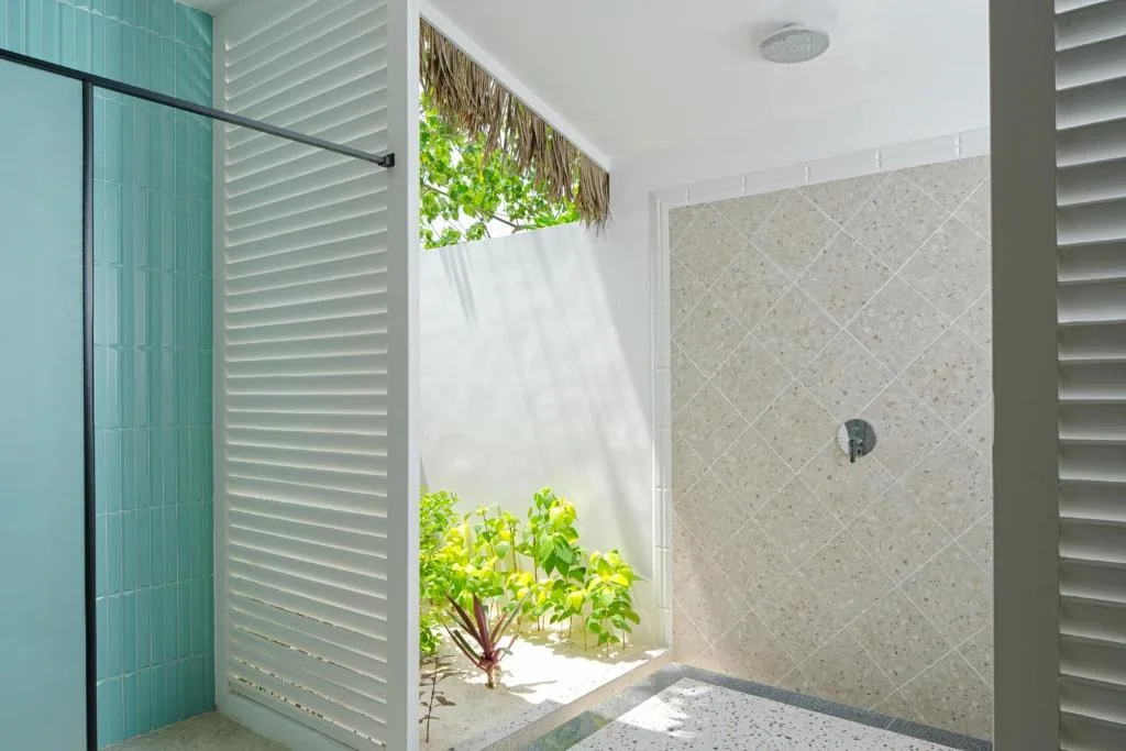 dusitD2 Feydhoo Maldives: another view