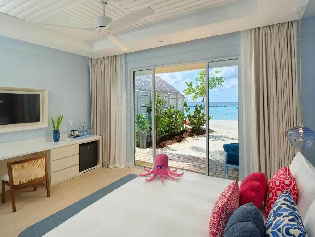 Eri Maldives: another view