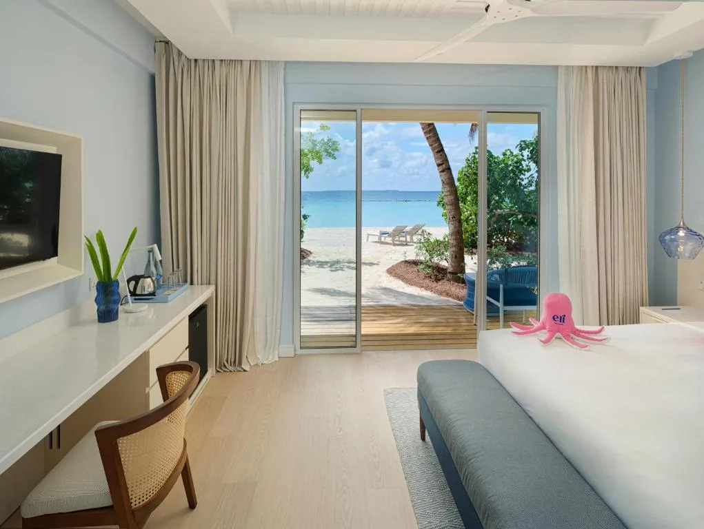 Eri Maldives: another view