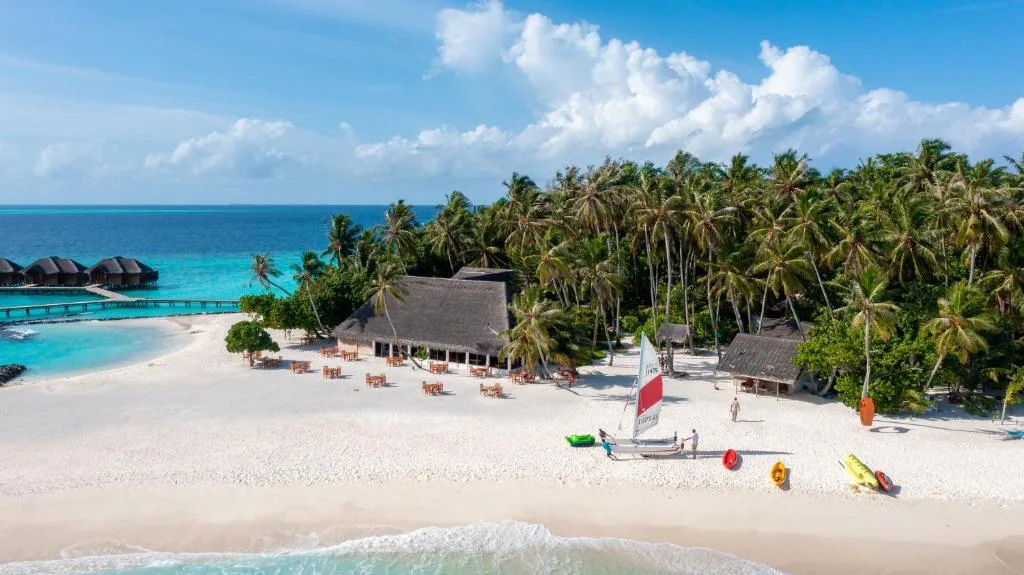 Fihalhohi Maldives: another view