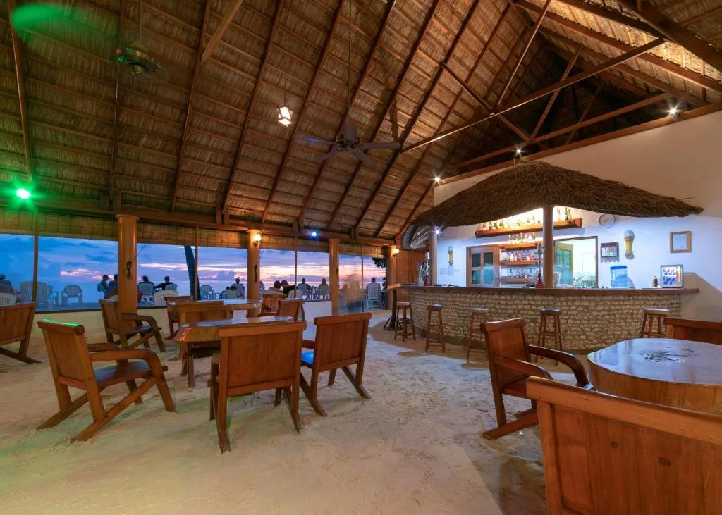 Fihalhohi Maldives: another view