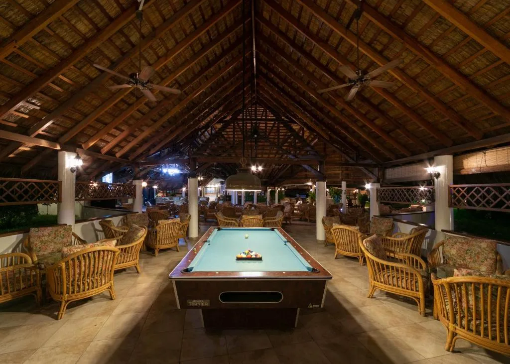 Fihalhohi Maldives: another view