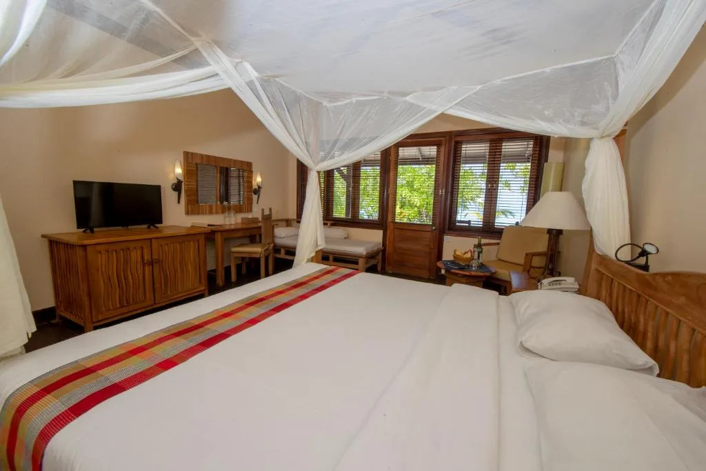 Filitheyo Island Resort: another view