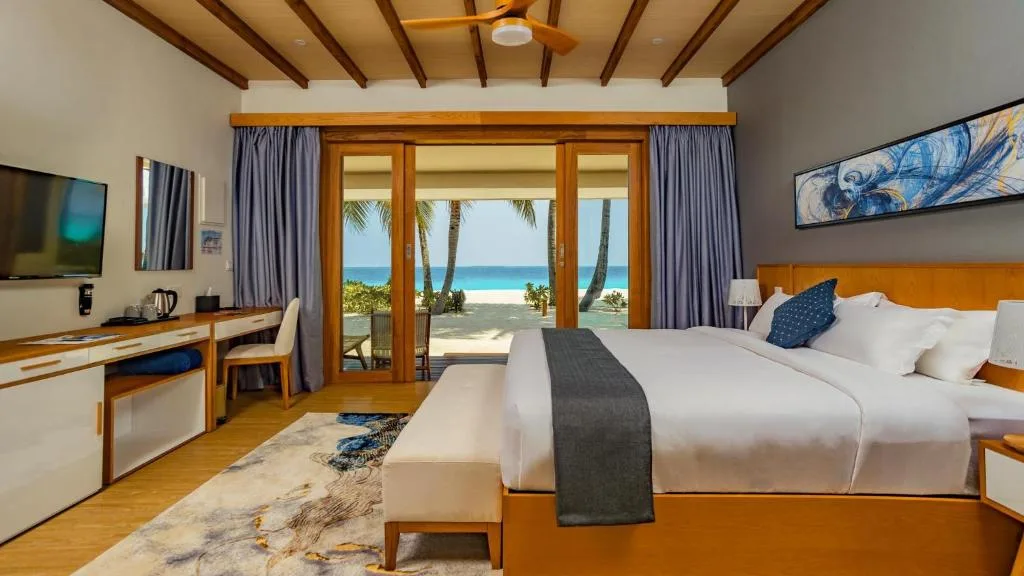 Fiyavalhu Resort Maldives: another view