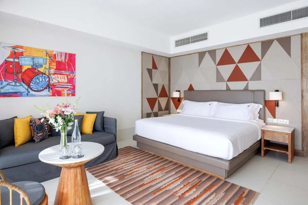 Hard Rock Hotel Maldives: another view