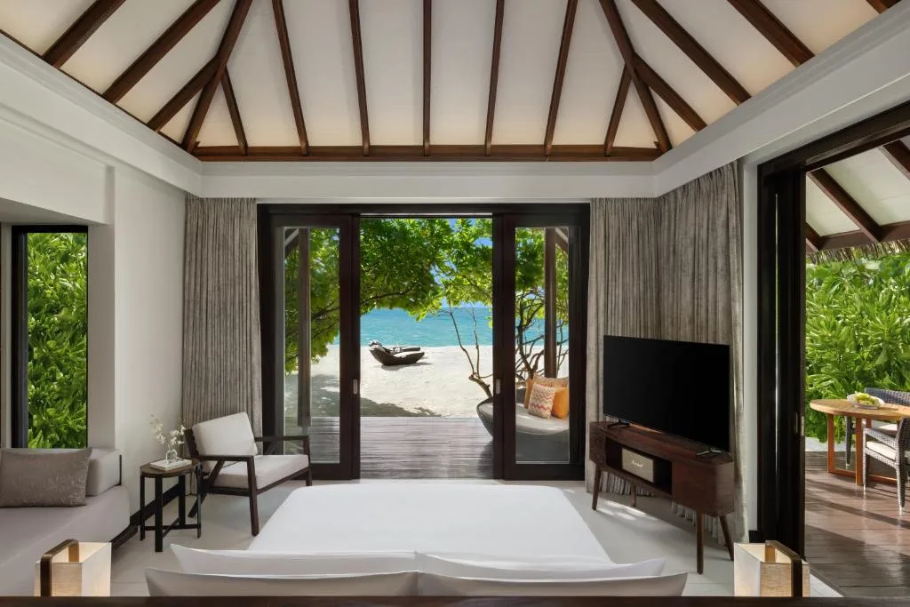 Heritance Aarah: another view