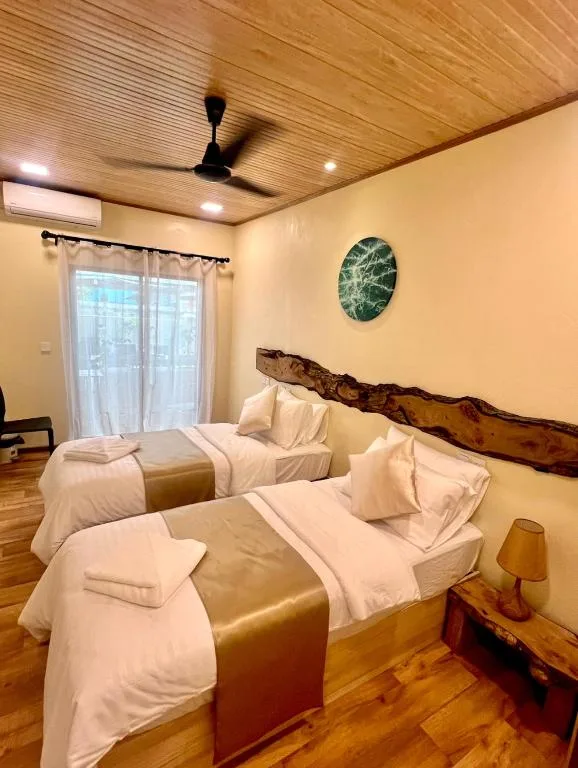 Holiday Home Dhiffushi: another view