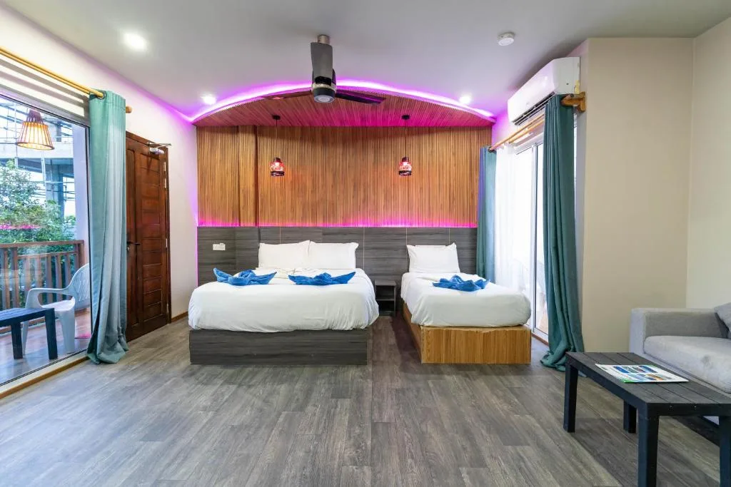 Island Villa Ukulhas Maldives: another view