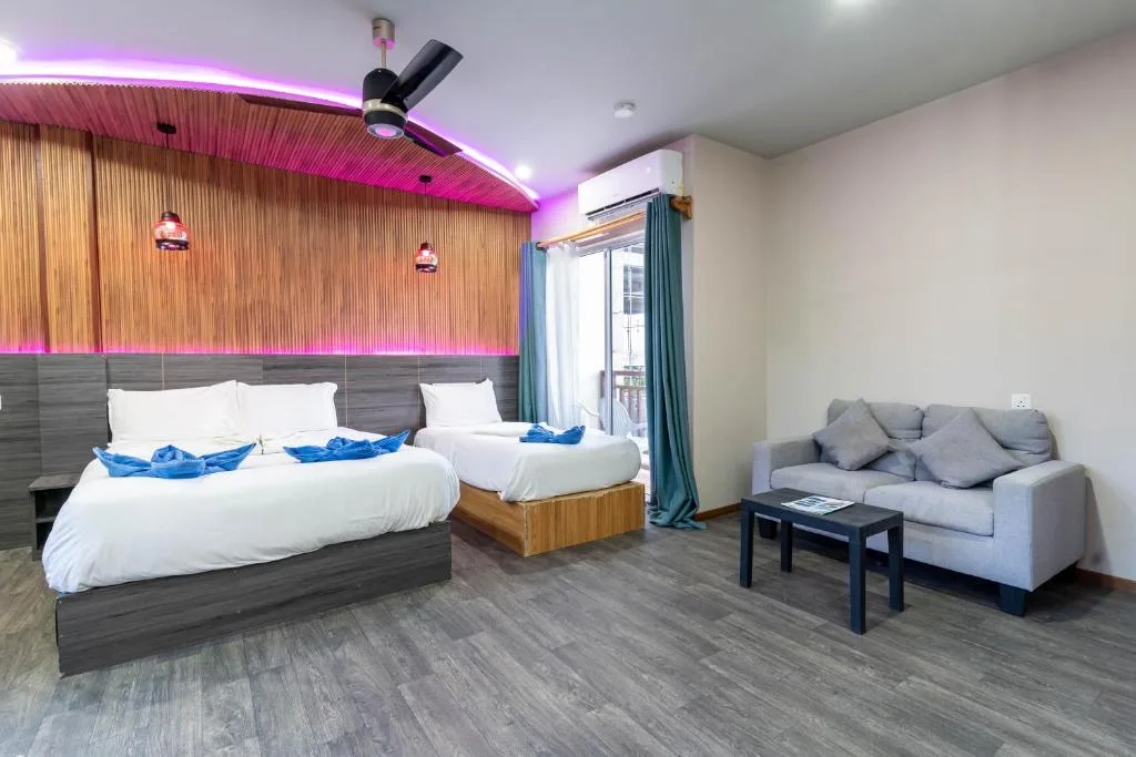 Island Villa Ukulhas Maldives: another view