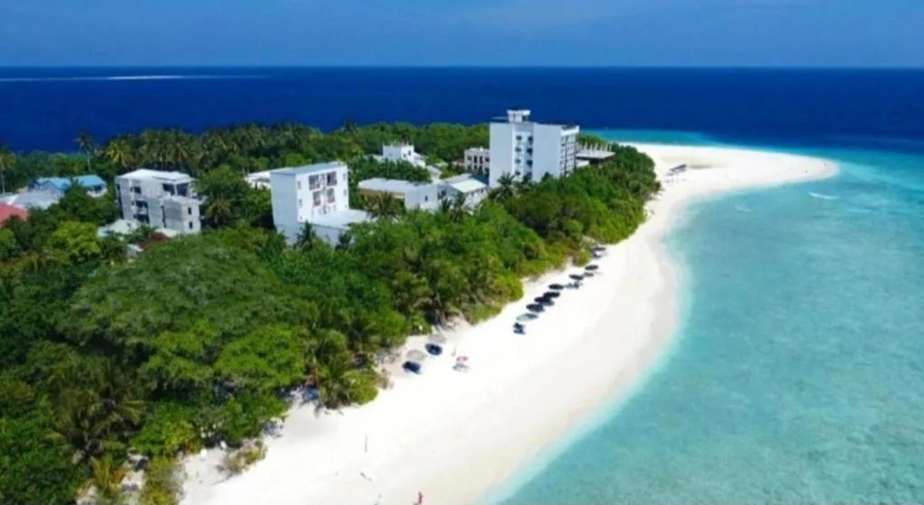 Island Villa Ukulhas Maldives: another view
