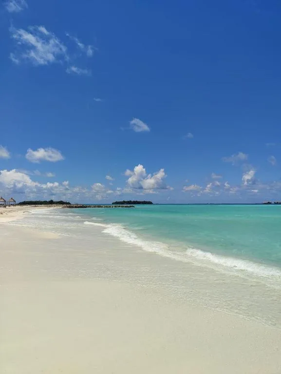 Ithaa Seaview: another view