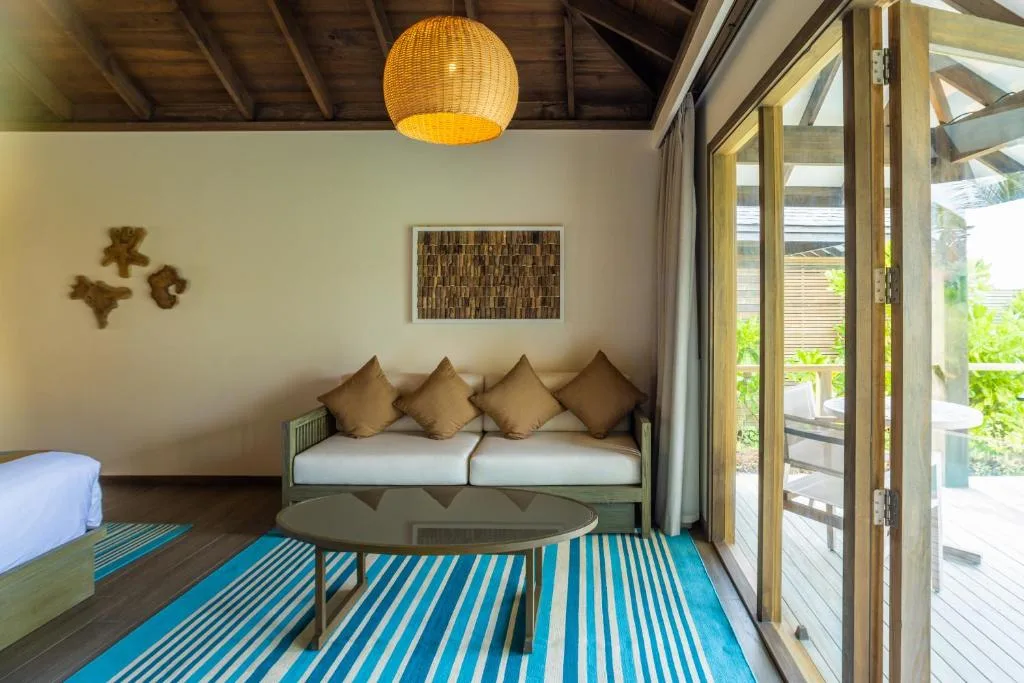 Jawakara Islands Maldives: another view