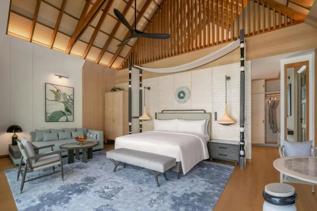 JW Marriott Maldives Kaafu Atoll Island Resort: another view