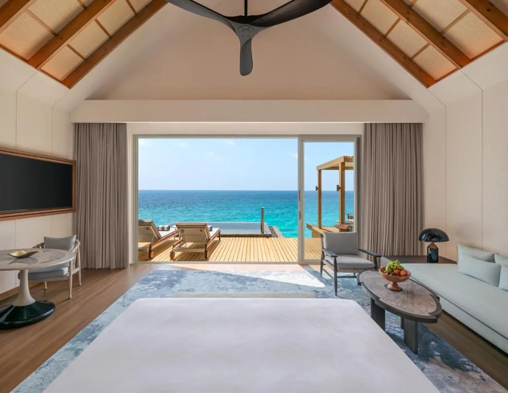 JW Marriott Maldives Kaafu Atoll Island Resort: another view