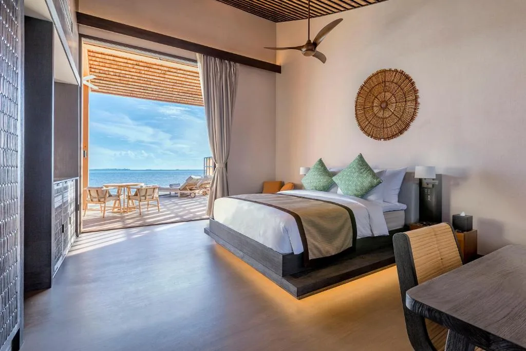 Kudadoo Maldives Private Island: another view