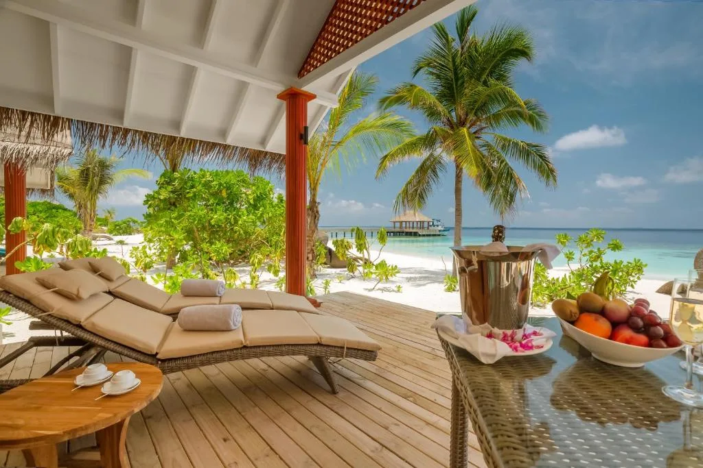 Kudafushi Resort & Spa: another view