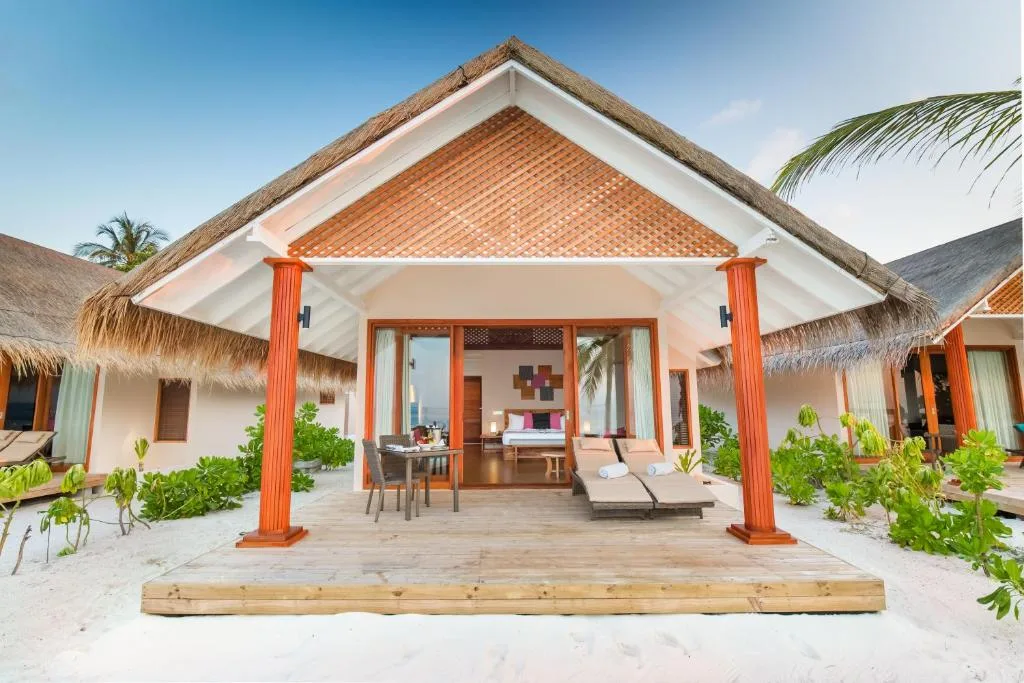 Kudafushi Resort & Spa: another view
