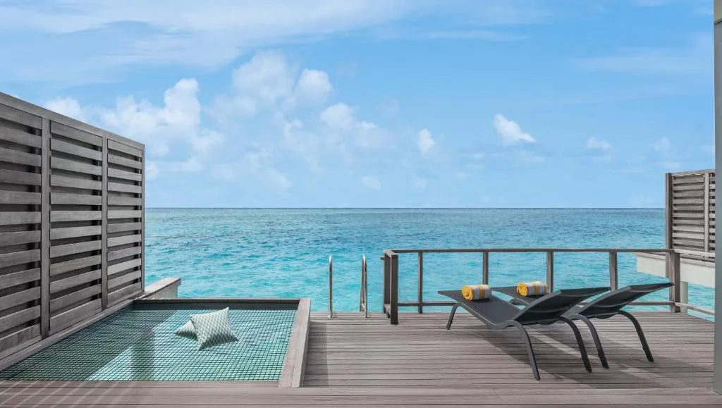 Le Meridien Maldives Resort & Spa: another view