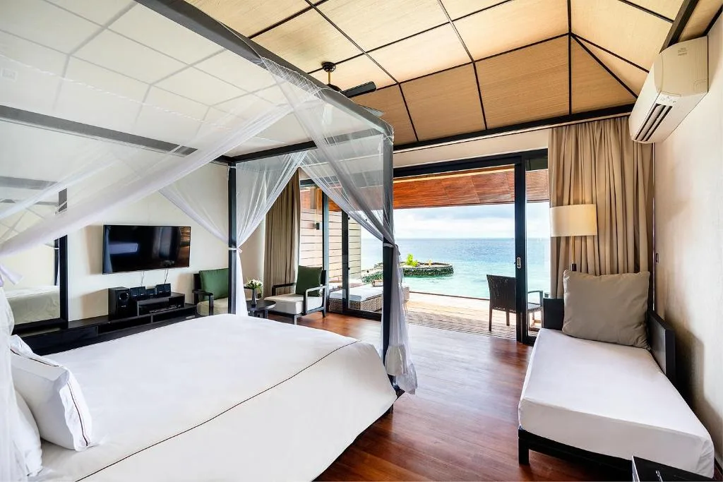 Lily Beach Resort and Spa: another view