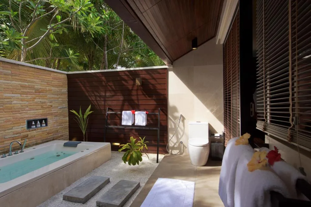 Lily Beach Resort and Spa: another view