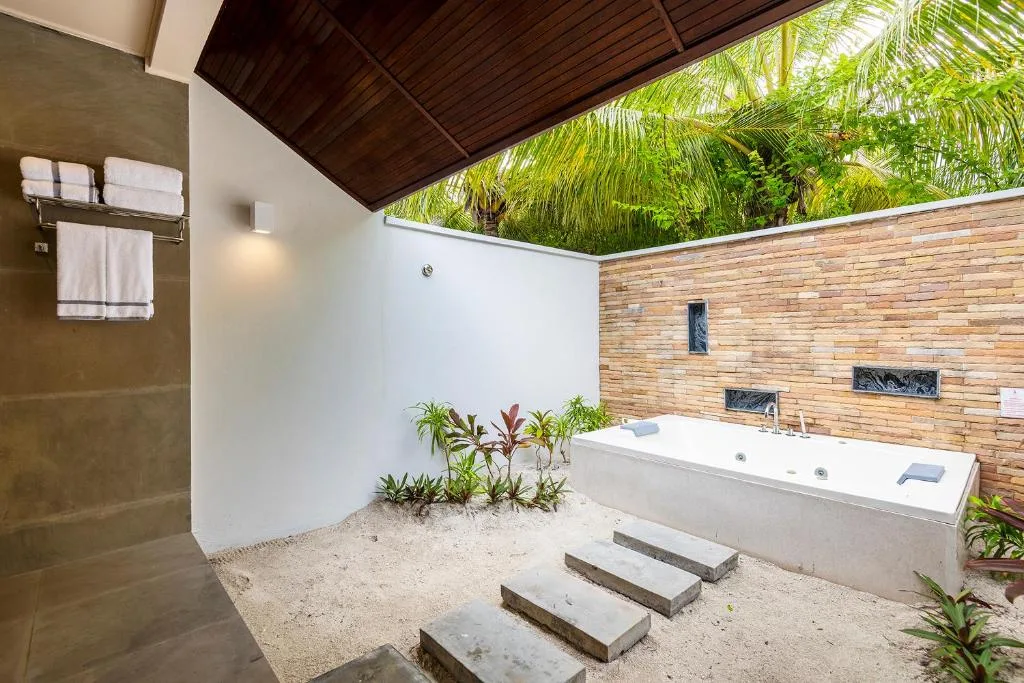 Lily Beach Resort and Spa: another view