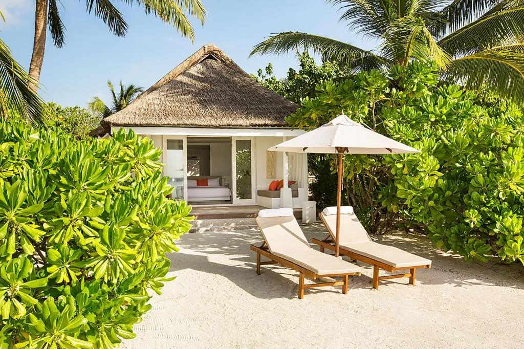 LUX* South Ari Atoll Resort & Villas: another view