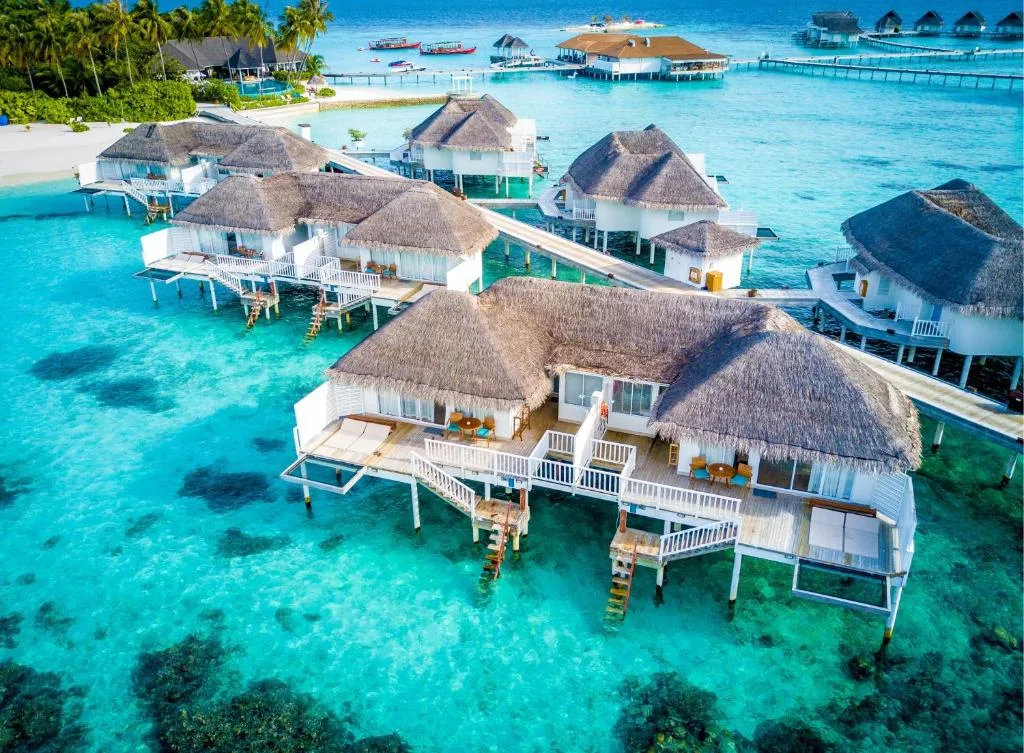 Machchafushi Island Resort & Spa Maldives, The Centara Collection: another view