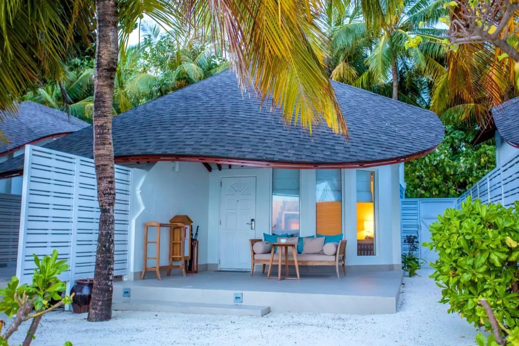 Machchafushi Island Resort & Spa Maldives, The Centara Collection: another view