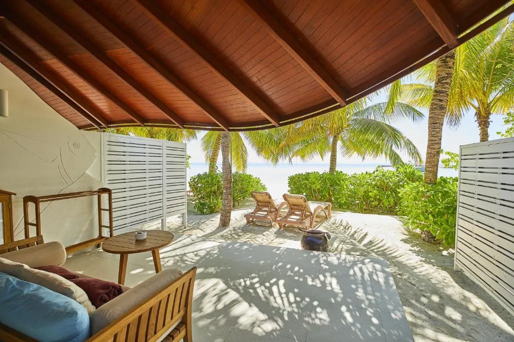 Machchafushi Island Resort & Spa Maldives, The Centara Collection: another view