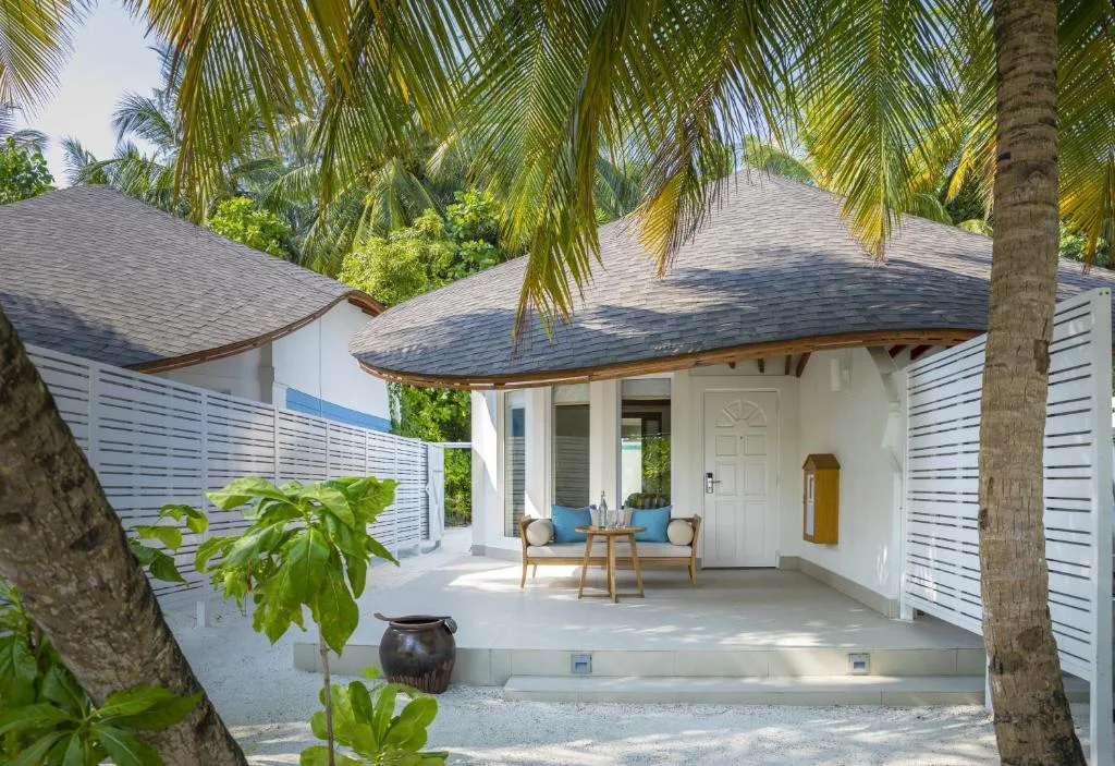 Machchafushi Island Resort & Spa Maldives, The Centara Collection: another view
