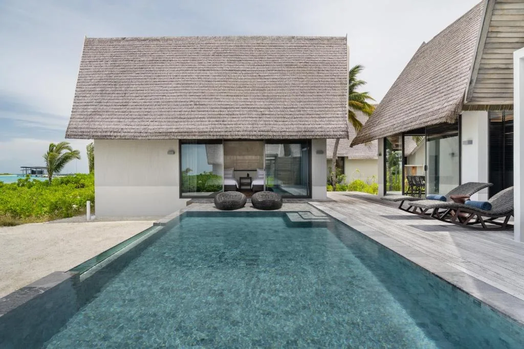 Madifushi Private Island: another view