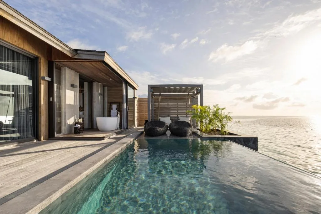 Madifushi Private Island: another view