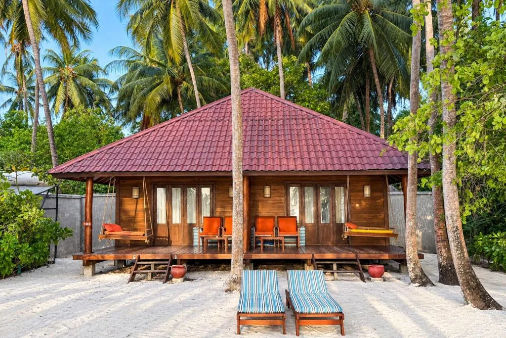 Medhufushi Island Resort: another view