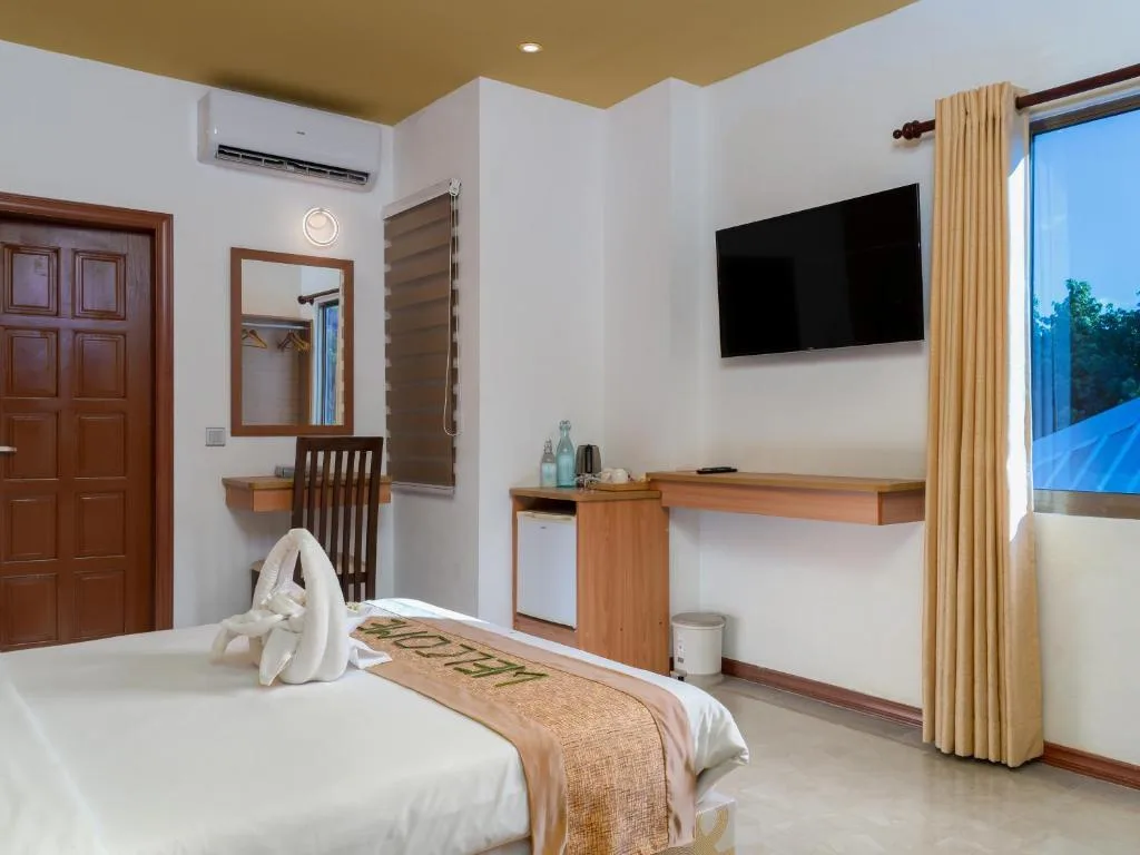 Nala Veli Beach & Spa: another view
