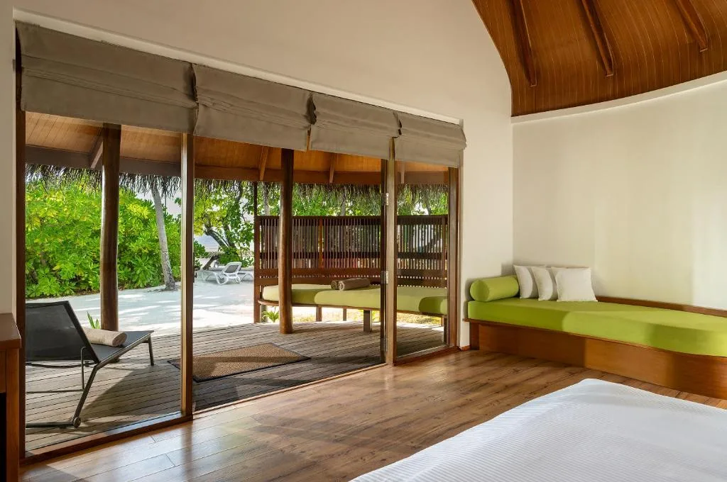 Niva Kuramathi Maldives: another view