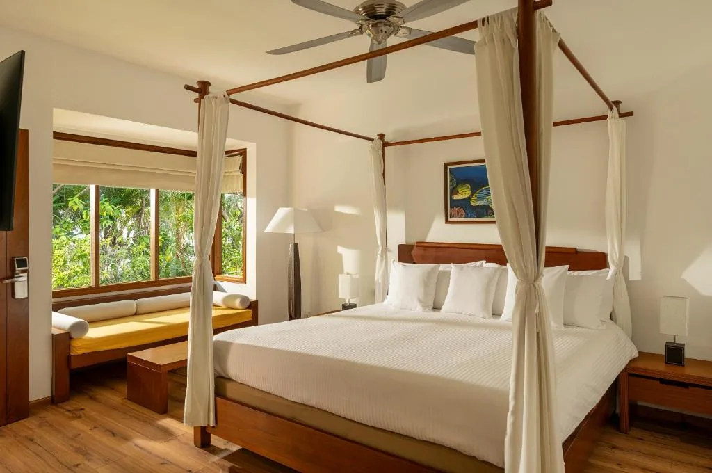 Niva Kuramathi Maldives: another view