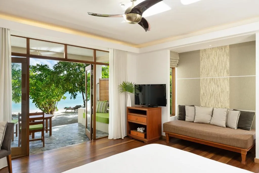 Niva Kurumba Maldives: another view