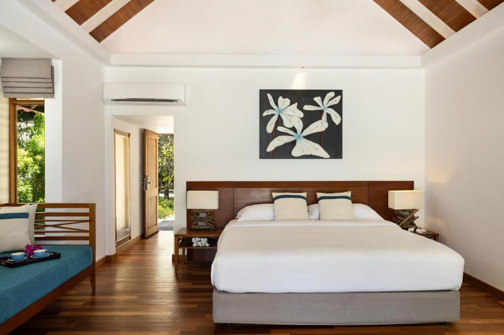 Niva Kurumba Maldives: another view